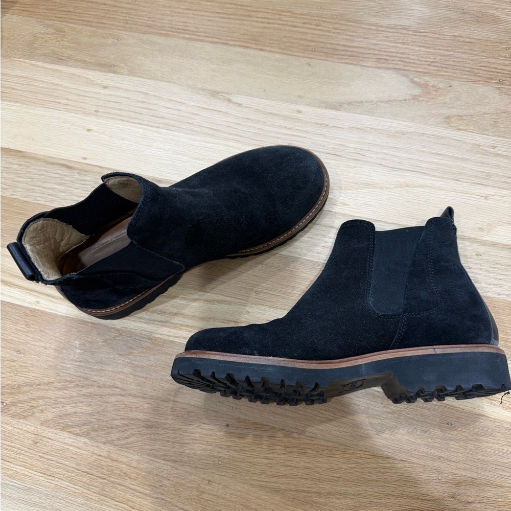 Samuel Hubbard Chelsea Black Suede Ankle Boots Size 7 - Picture 9 of 9